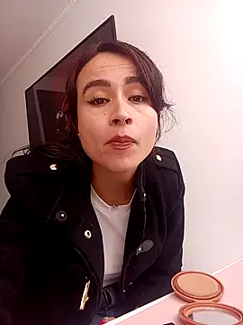 Eloissa_jones's cam snapshot