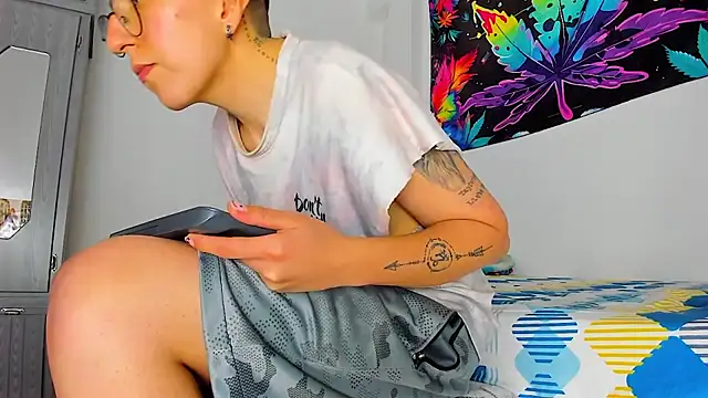 Sexyboy_666 live sex cam