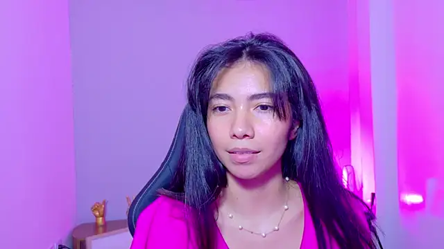 luna_roja25's cam snapshot