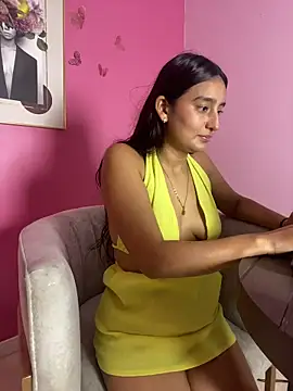 -BabyLuna's cam snapshot