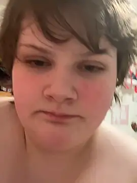 plushietoy's cam snapshot