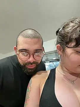 mangolini_parrocini live sex cam