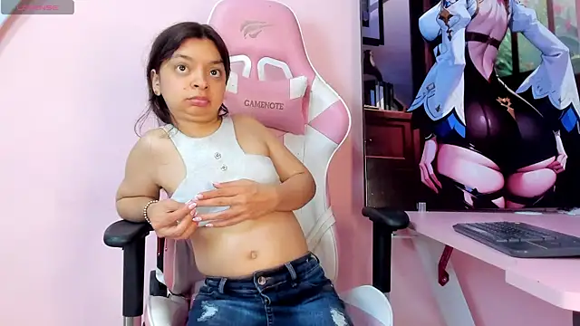 CharlotteMuller's cam snapshot