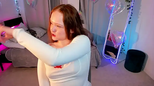 Yennefer__ live sex cam