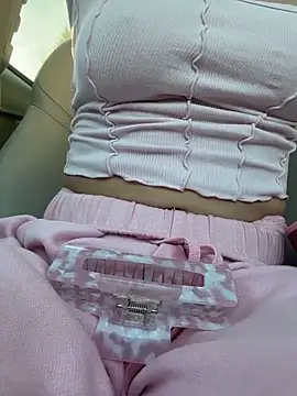 LoveShae_'s cam snapshot