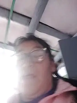 clarita_01's cam snapshot