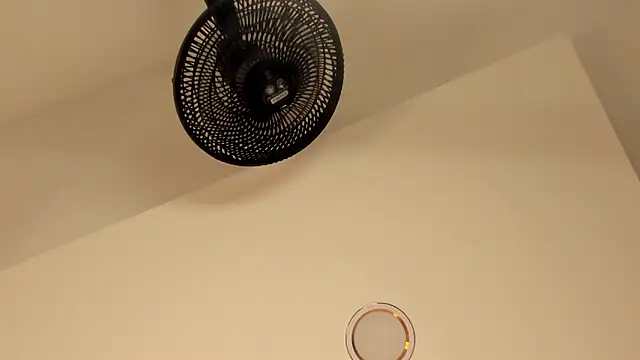 nicolle_pierce live sex cam