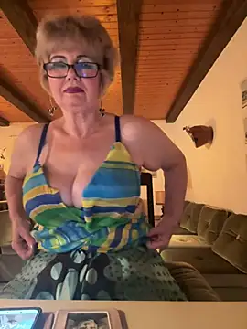 BoloshkaBlonda live sex cam