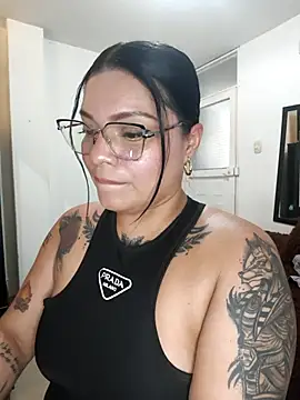 brenda_palacio's cam snapshot