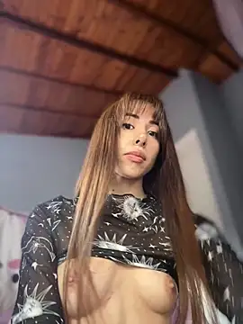 lauravasquez live sex cam