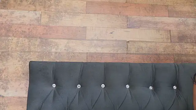 CrystalGoddess's cam snapshot