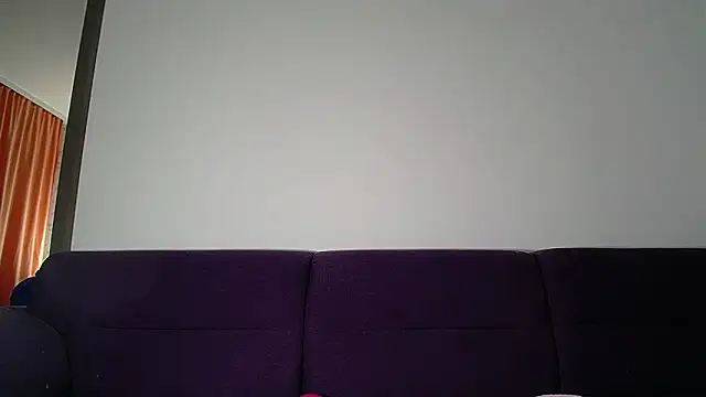 Julianna68 live sex cam