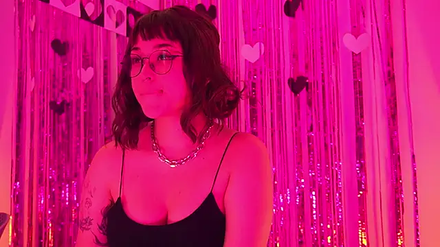 Gloomydoll's cam snapshot