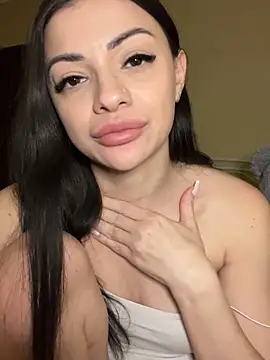 Layana_Ro's cam snapshot