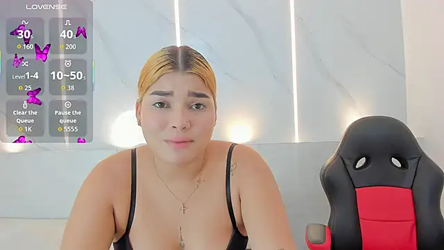 emi_savach's cam snapshot