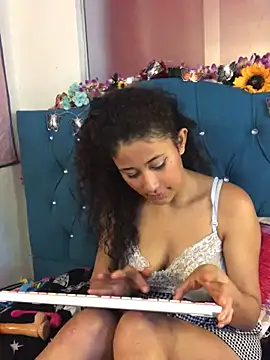 Milkdulce1's cam snapshot