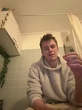 Toyjungee live sex cam