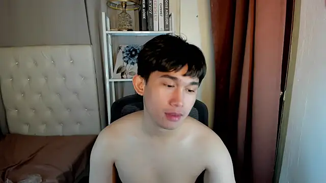 davincihugecock live sex cam