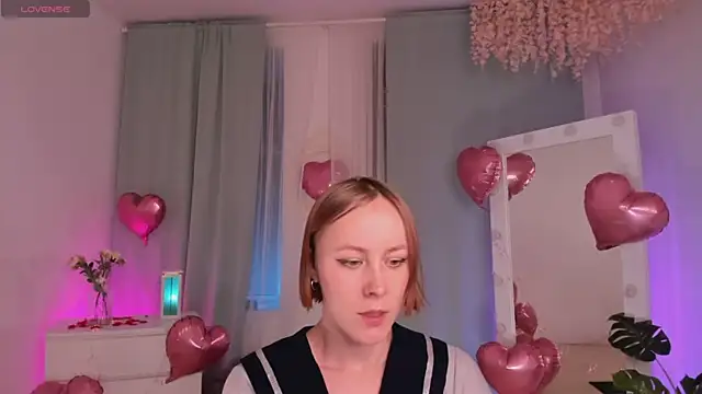 LilianKroft live sex cam