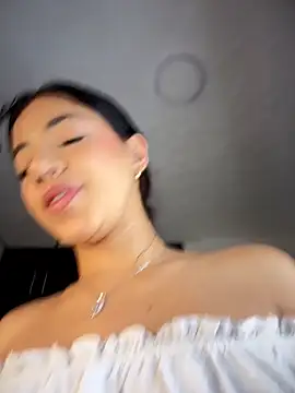 GoodGirlGoneBadXXX live sex cam