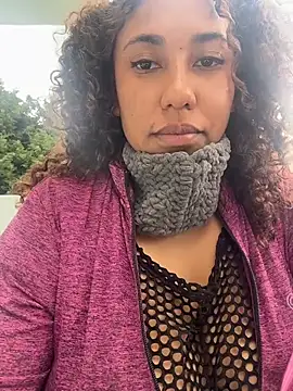 lauraltt live sex cam