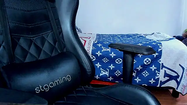 Tommy_Bred live sex cam