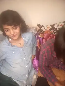 Freakingromance's cam snapshot