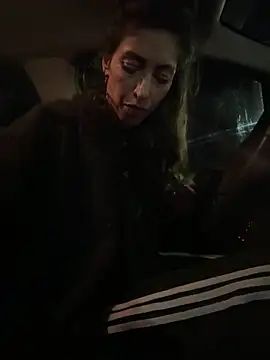 Amani_thewolf live sex cam