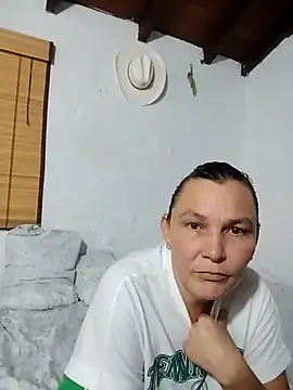 girl-multiorgasmic live sex cam