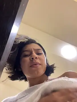 AlyssaRay's cam snapshot