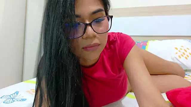 MauraGray live sex cam