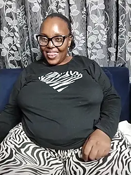 CHERRYYUMMY's cam snapshot