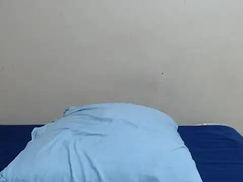 SexyLipss_'s cam snapshot