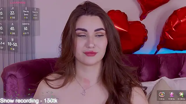 KiraBarlows live sex cam