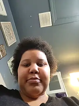 chocolate_bella's cam snapshot