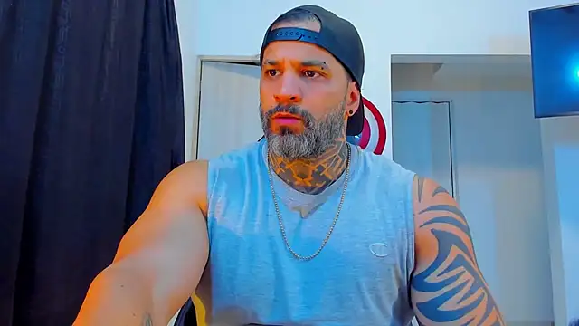 JoshRigby live sex cam