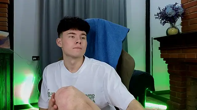 Cute_Mike live sex cam