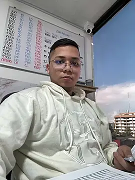 LiamColby_'s cam snapshot