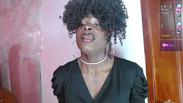 puca_ebony live sex cam