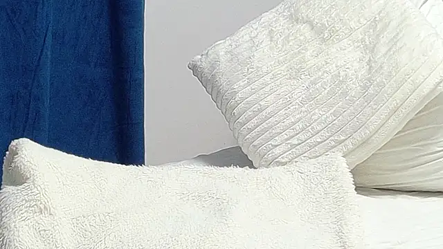 beatriceskye1's cam snapshot