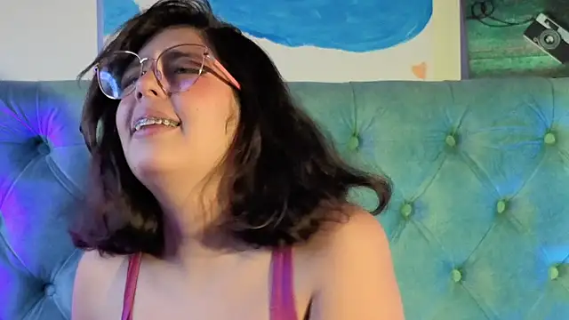 Paola_Lyon_'s cam snapshot