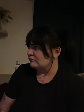 HeyBABYGIRL's cam snapshot