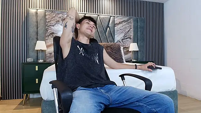 Michael_blue live sex cam