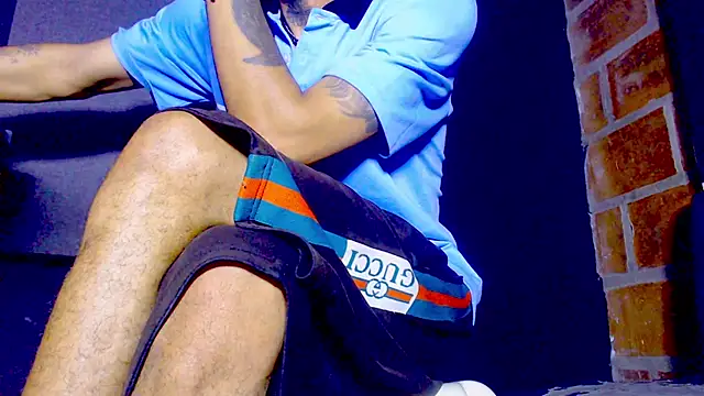 Anaconda_larga's cam snapshot