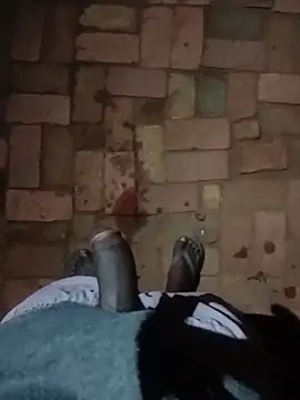 younggblackkCOCK19's cam snapshot