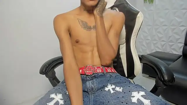 lunay_bigcock420's cam snapshot