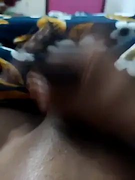 Hotboylumia_825321's cam snapshot