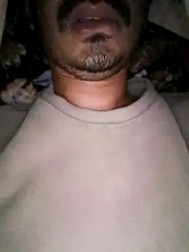 dreamtoungelick69's cam snapshot