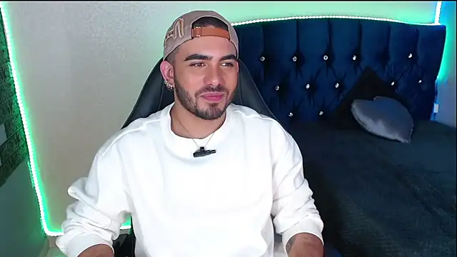 adamhairy live sex cam