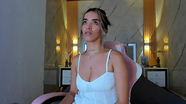 your_whore_Salome's cam snapshot